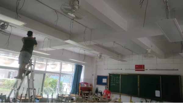 河南：《中小學(xué)及幼兒園教室照明驗收規(guī)范》要求